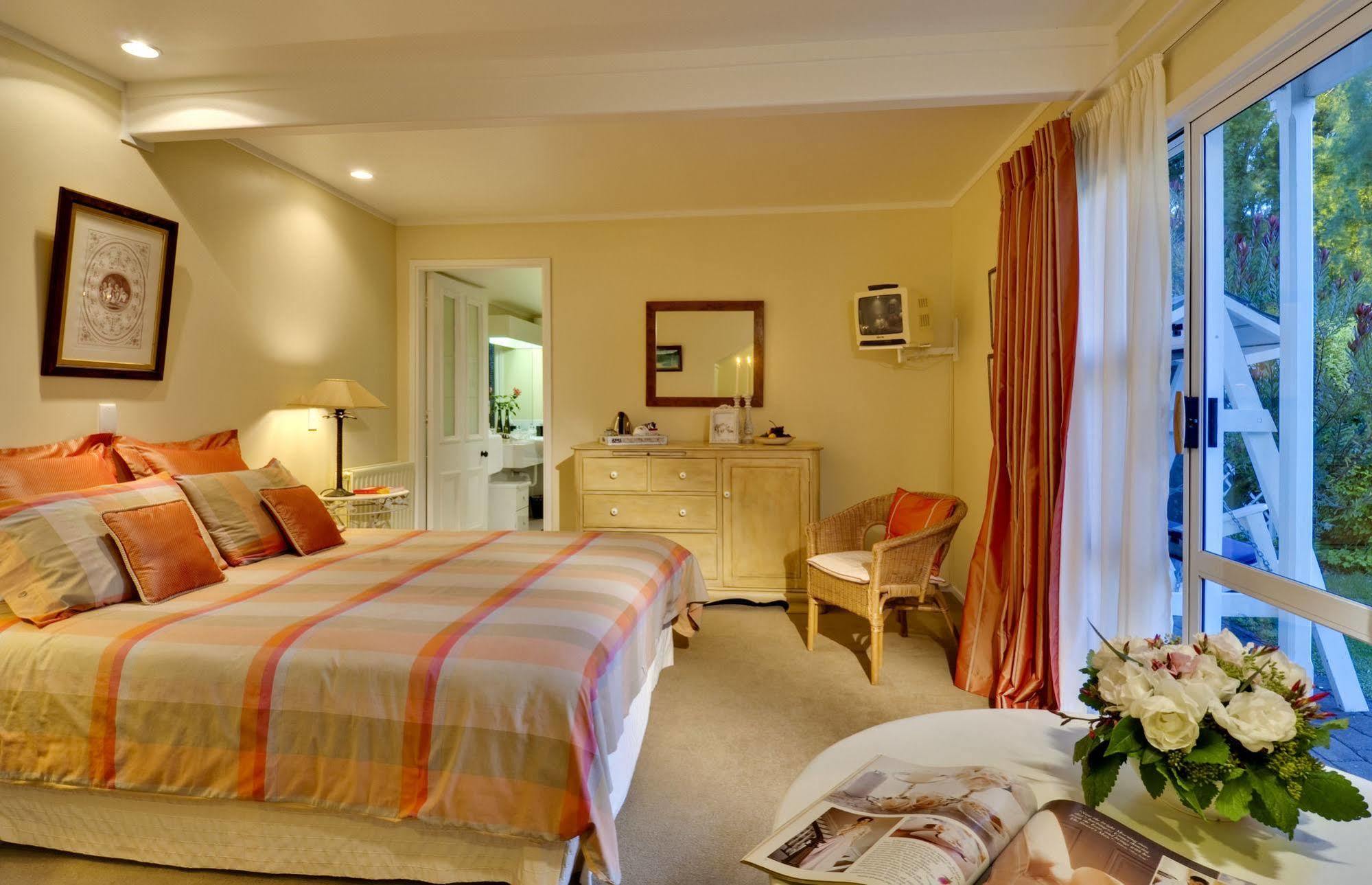 The Peppertree Luxury Accommodation Бленем Номер фото